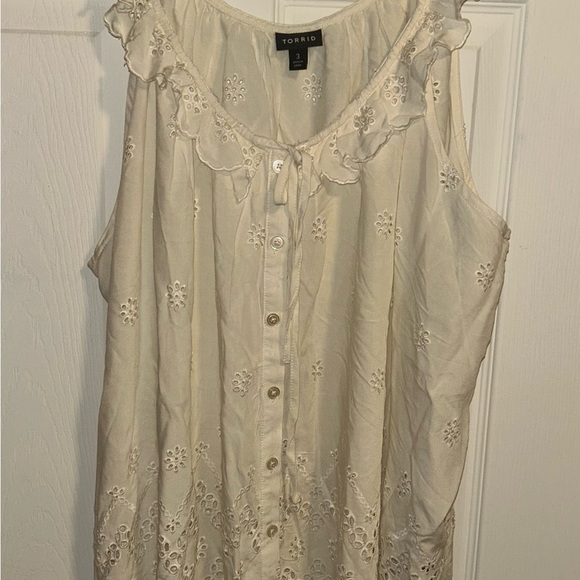 Torrid Cream Ruffled Bib Collar Blouse - Picture 1 of 3